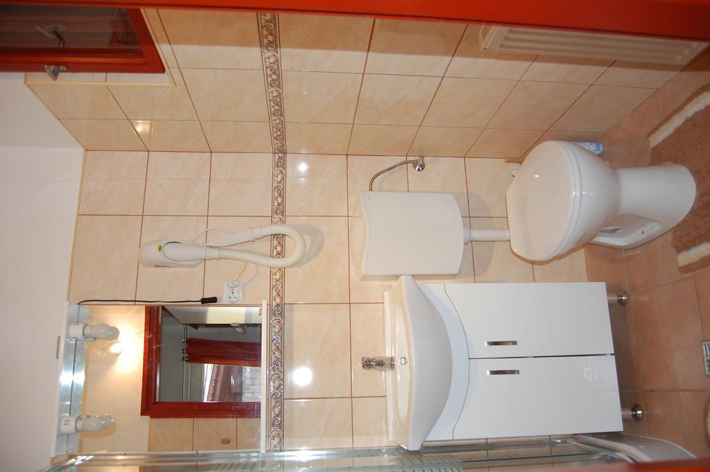 Zach Klara Utcai Apartman วิเชกราด ภายนอก รูปภาพ